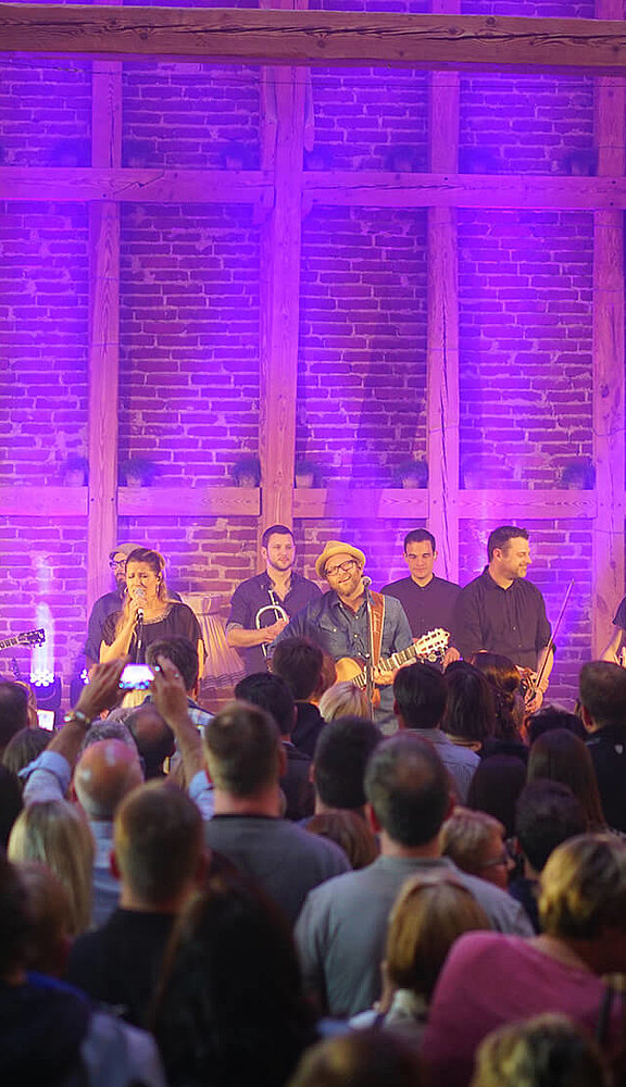 Gregor Meyle in der Eventscheune in Dagobertshausen