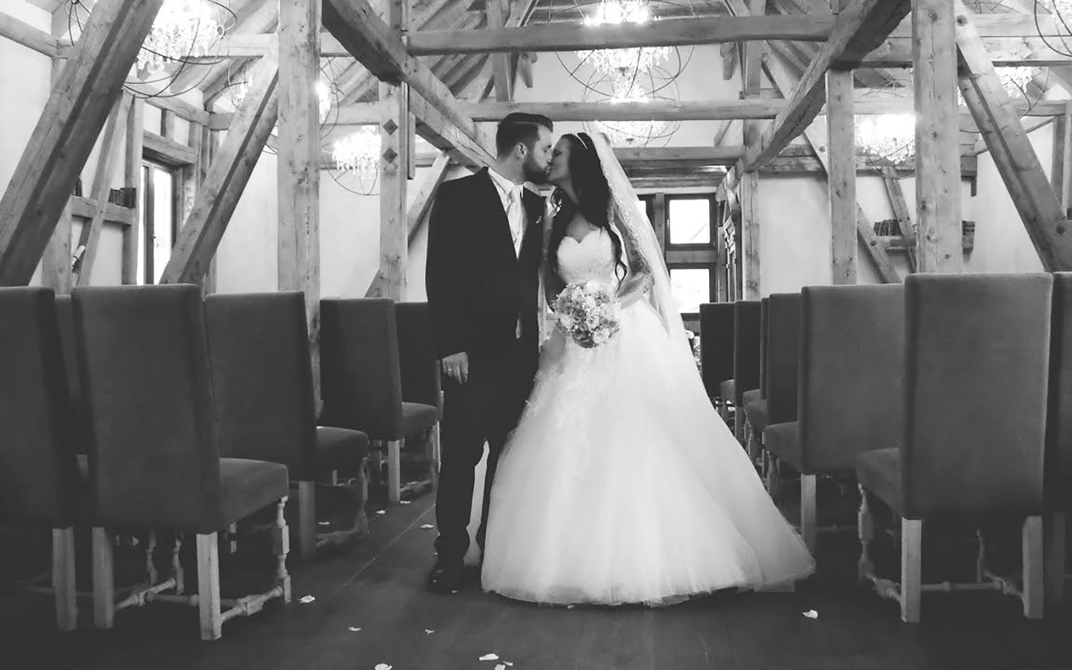 Traumhochzeit von Nicole und Benny auf dem Hofgut Dagobertshausen